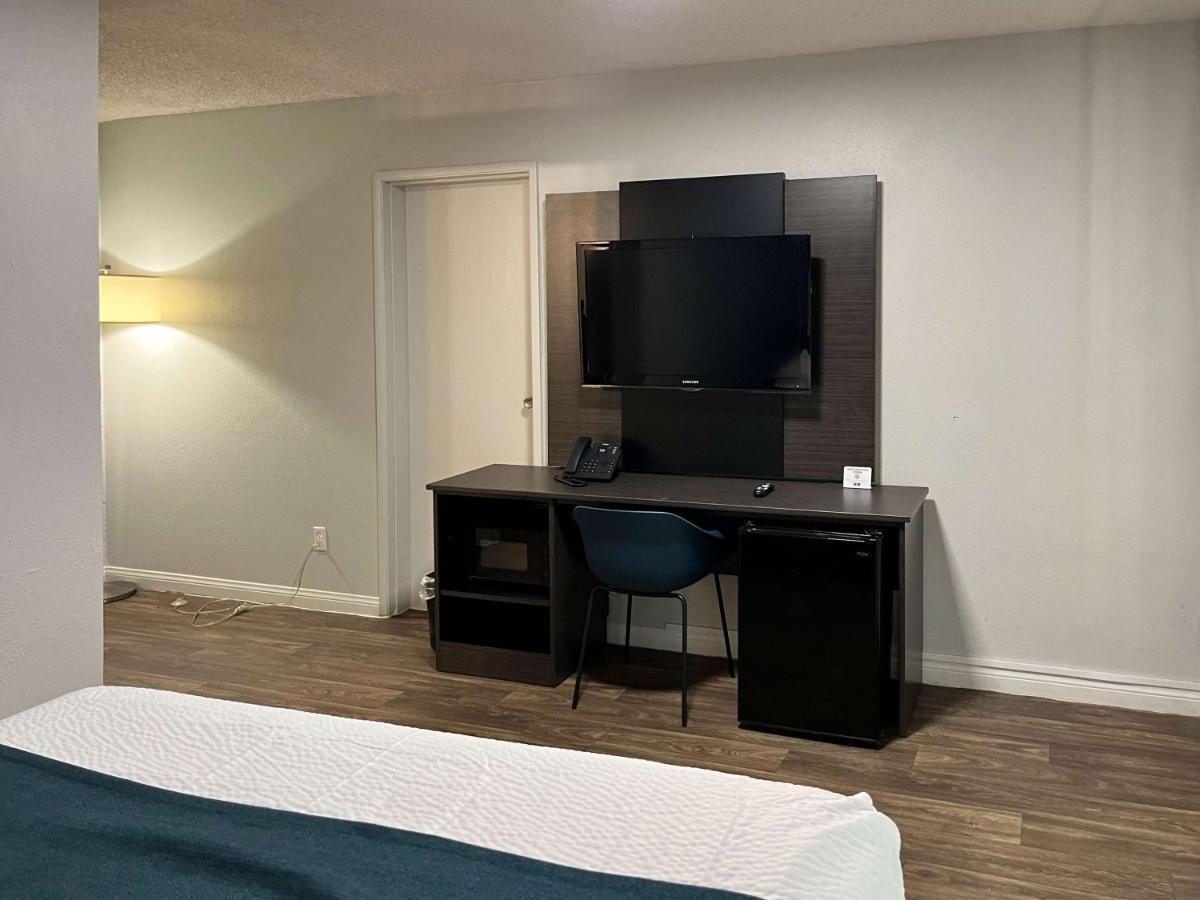 Motel 6 Las Vegas Nv Downtown Fremont St Luaran gambar