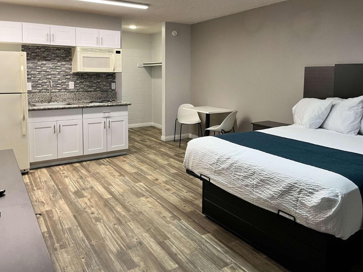 Motel 6 Las Vegas Nv Downtown Fremont St Luaran gambar