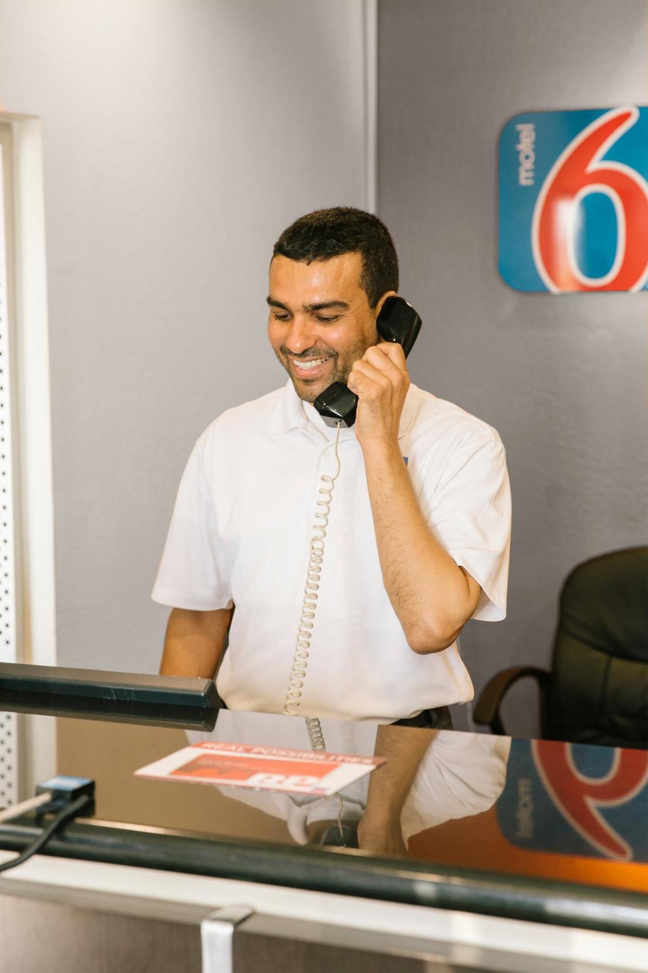 Motel 6 Las Vegas Nv Downtown Fremont St Luaran gambar